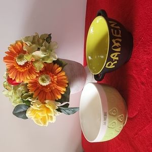 Lot of 2 Bowls, Black, white and Lime Green Colors.